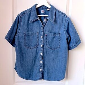 Levi's Blue Button Down Shirt size L